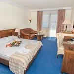 Family Pagus Hotel Pag Town