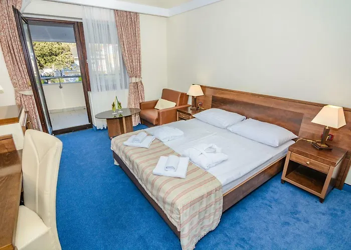 Family Pagus 4* Pag Town